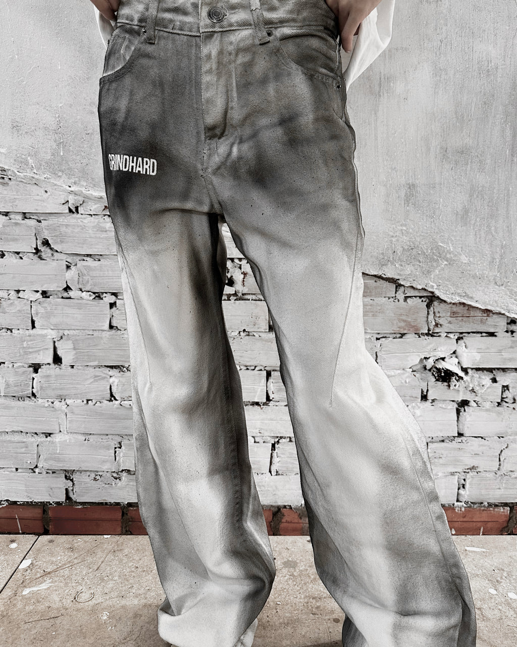 GRHD SMOKE WASH FLARE DENIM