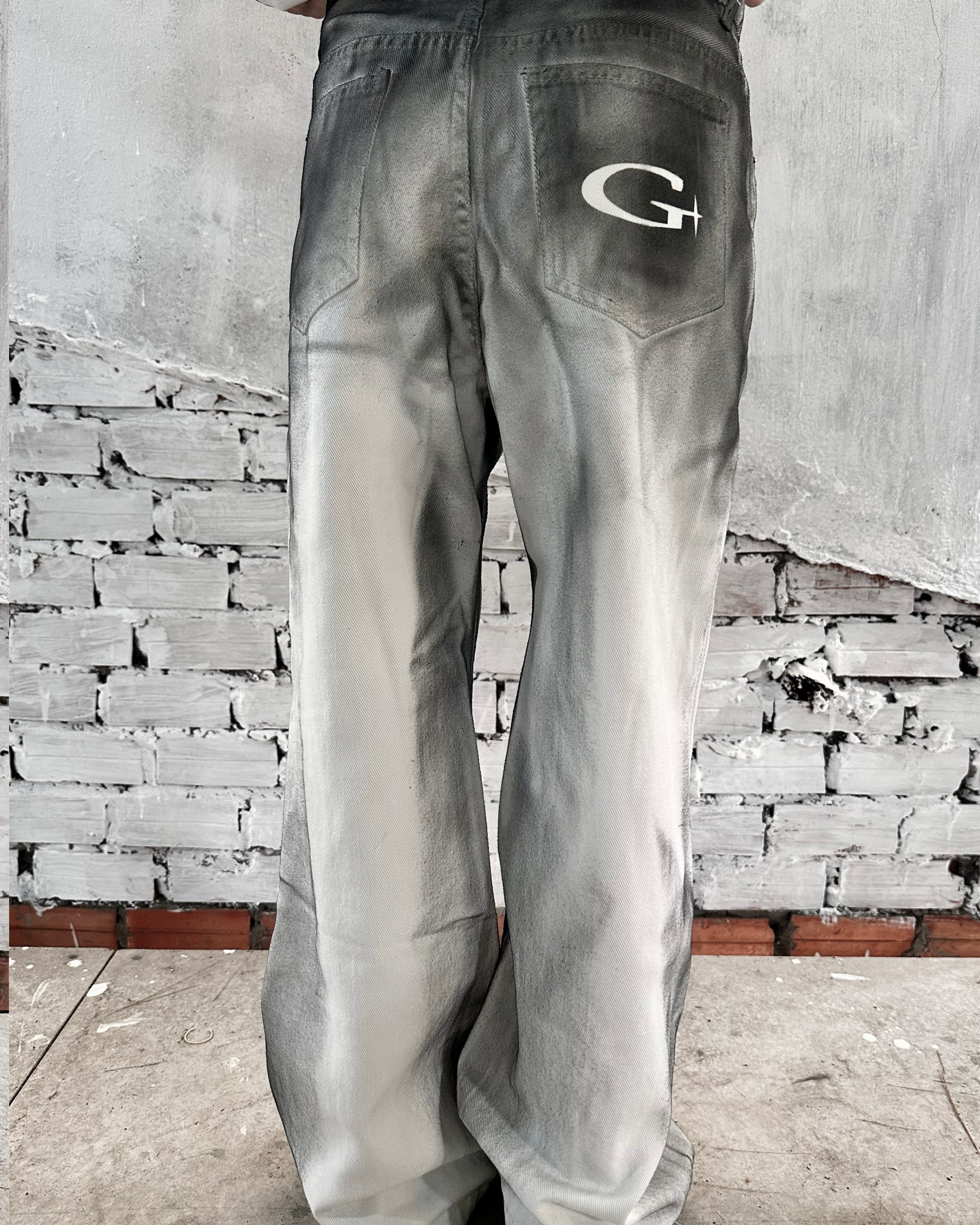 GRHD SMOKE WASH FLARE DENIM